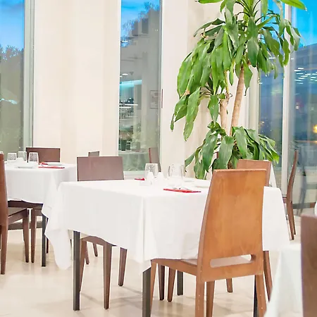 Ona Ogisaka Garden Aparthotel Dénia